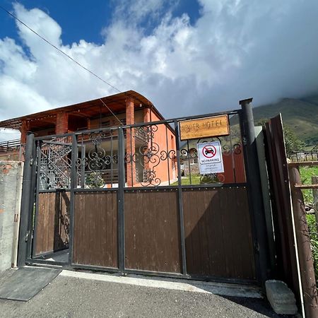 Wander Kazbegi Hotel ภายนอก รูปภาพ