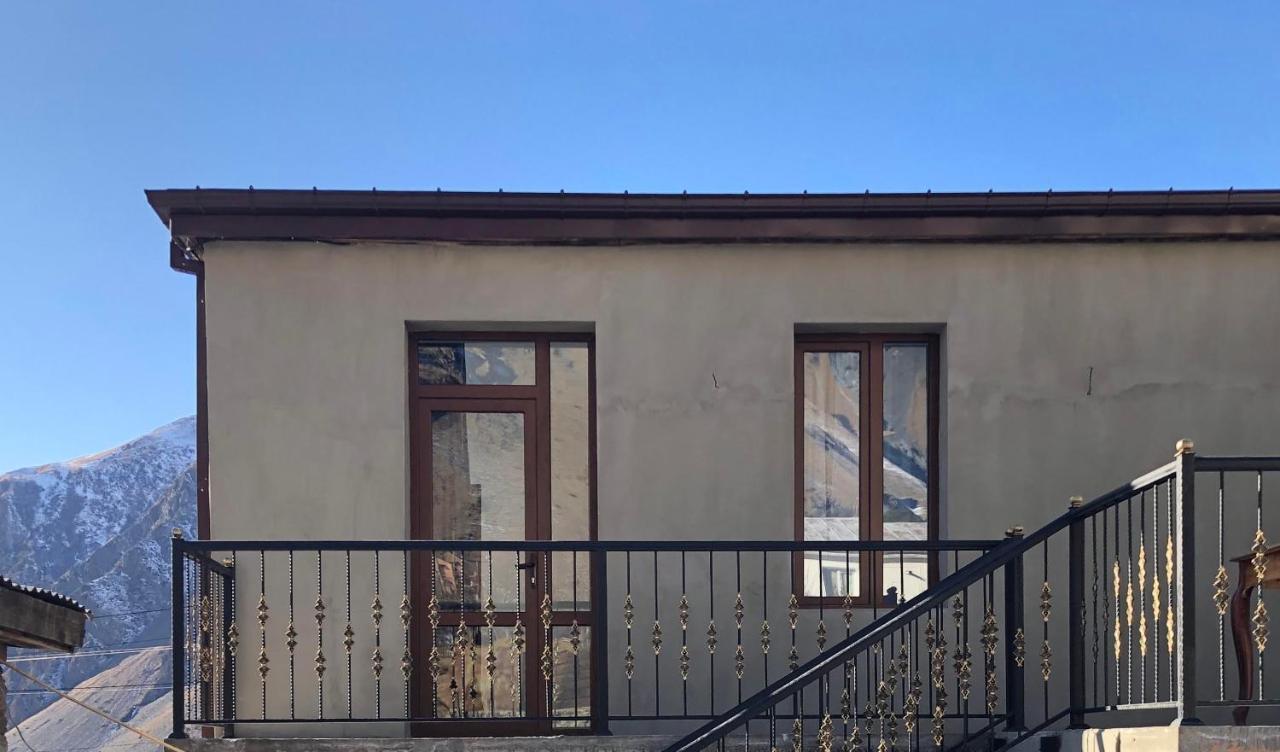 Wander Kazbegi Hotel ภายนอก รูปภาพ