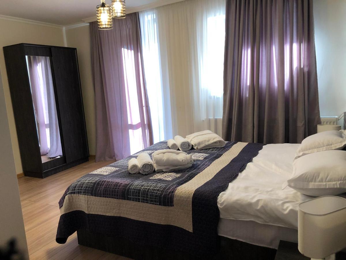 Wander Kazbegi Hotel ภายนอก รูปภาพ