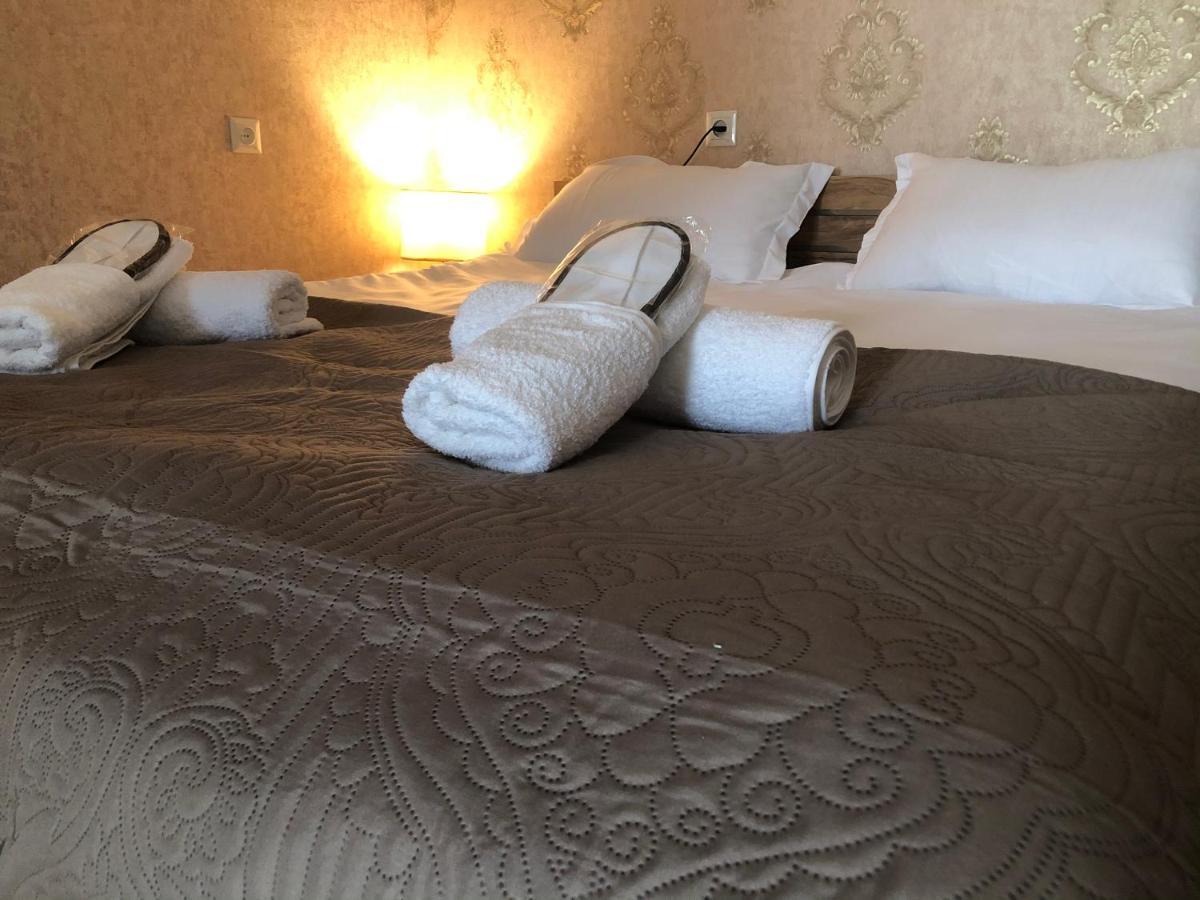 Wander Kazbegi Hotel ภายนอก รูปภาพ